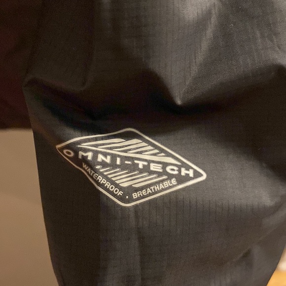 Columbia Omnitech AmpliDry Fully Waterproof Shell Jacket EUC - Picture 4 of 12